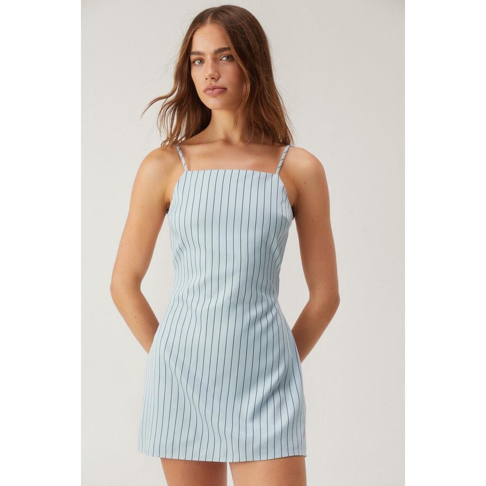 Nasty Gal NWT Pinstripe Twill Tailored Strappy Mini Dress Sz 2 Pale Blue Holiday